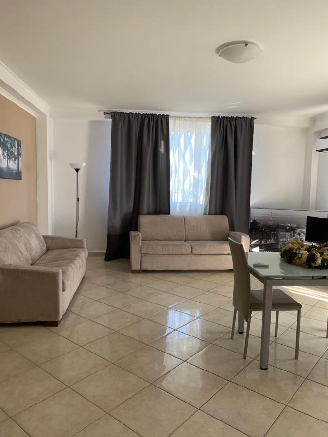 Raggio Di Sole Aparthotel ซานเชซาเรโอ ภายนอก รูปภาพ