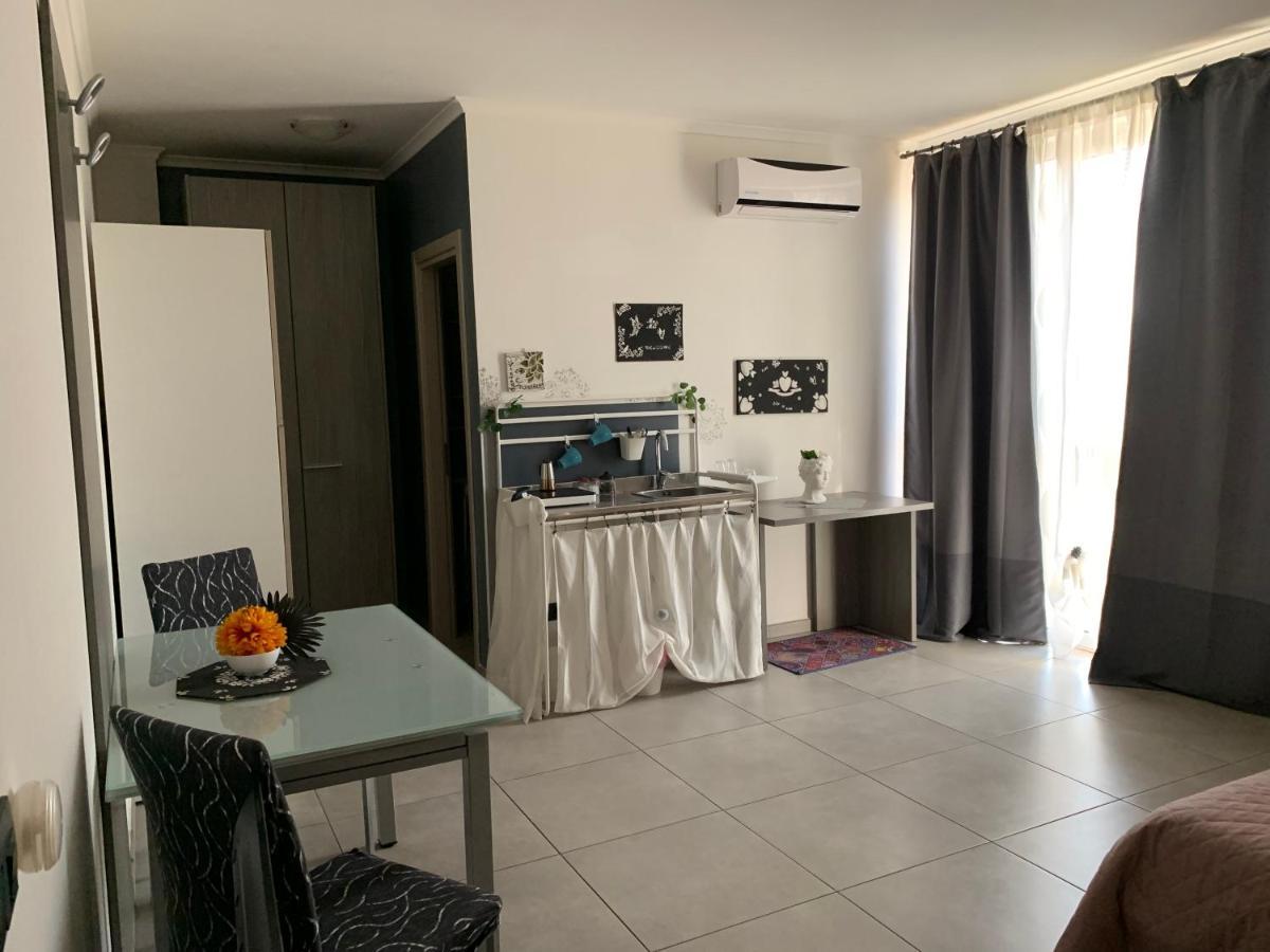 Raggio Di Sole Aparthotel ซานเชซาเรโอ ภายนอก รูปภาพ