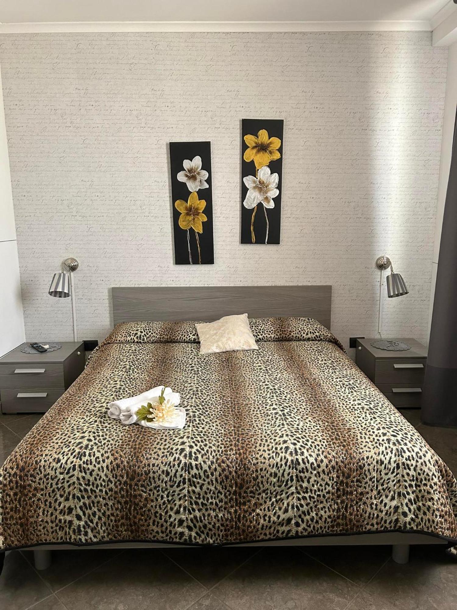 Raggio Di Sole Aparthotel ซานเชซาเรโอ ภายนอก รูปภาพ