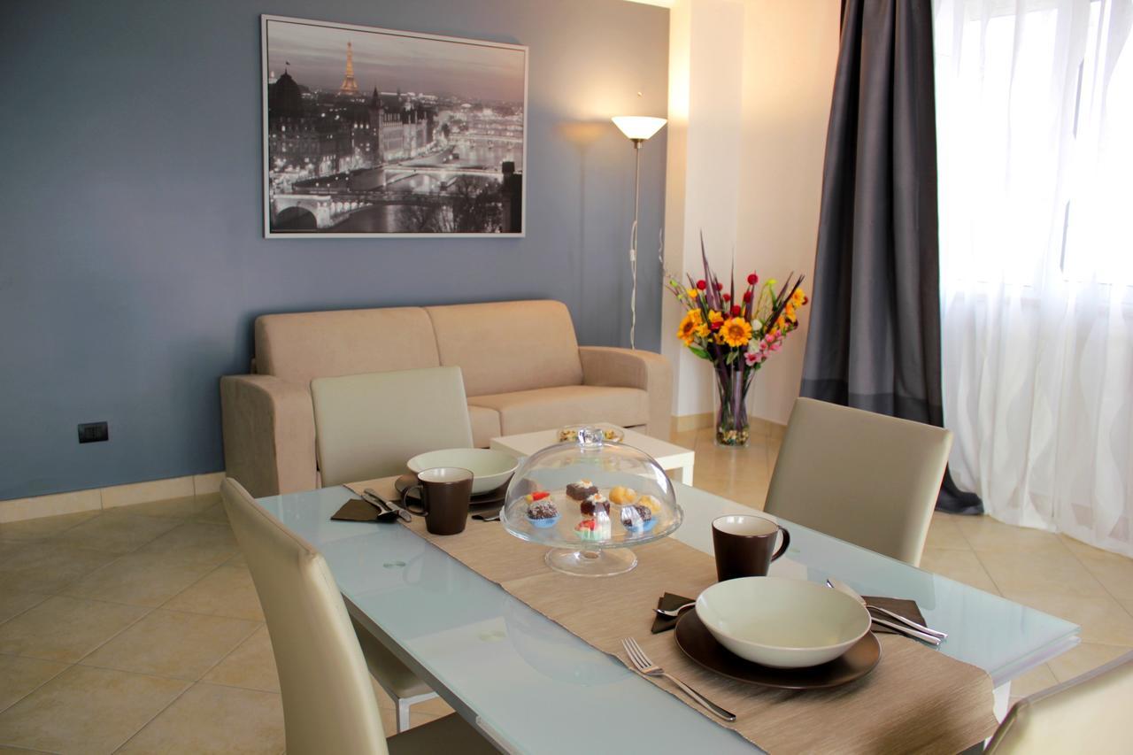 Raggio Di Sole Aparthotel ซานเชซาเรโอ ภายนอก รูปภาพ